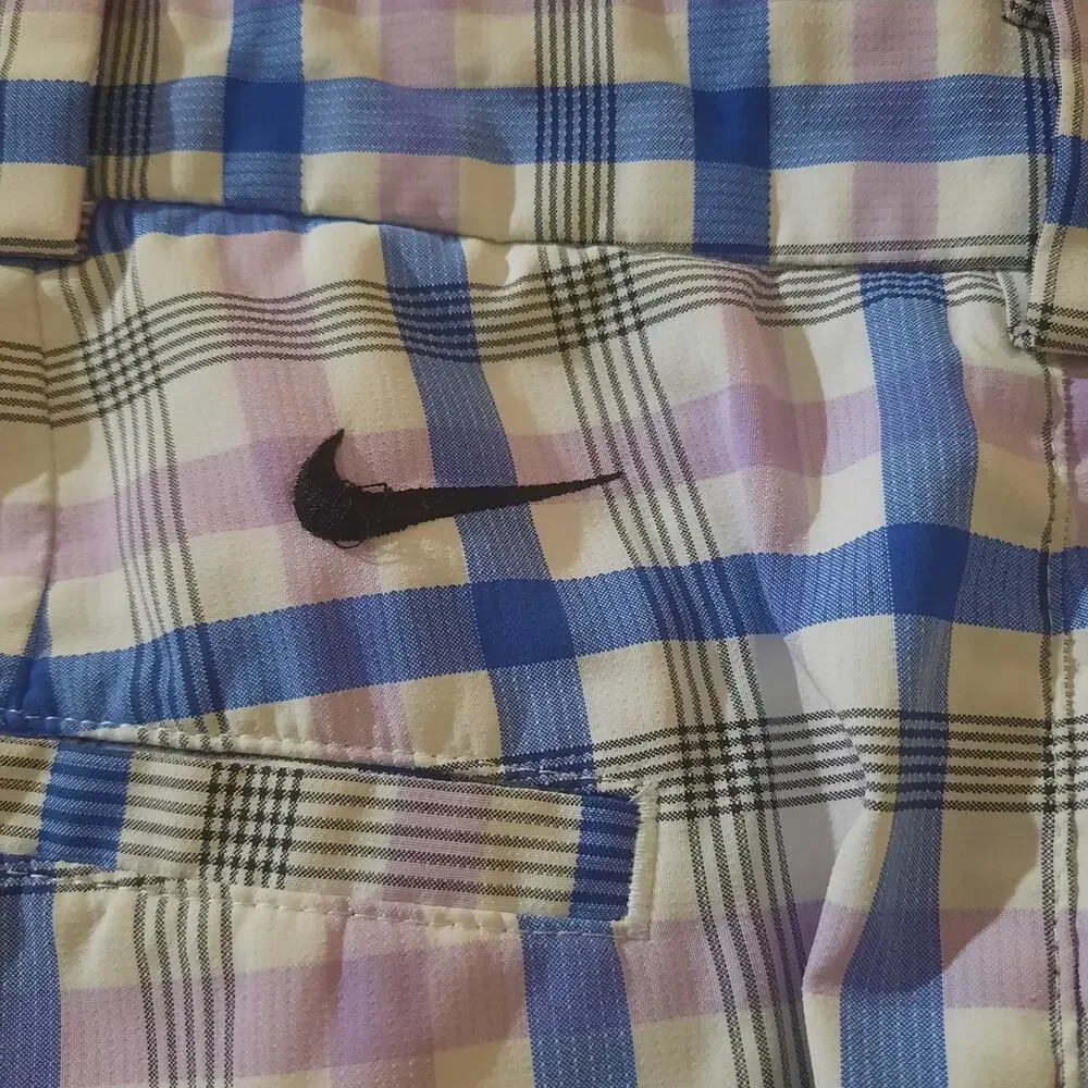 Nike Golf Mens Dri Fit Blue and Tan Plaid Slant Pockets Golf Shorts Size 36